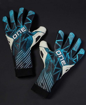 Buy soccer goalkeeper gloves One