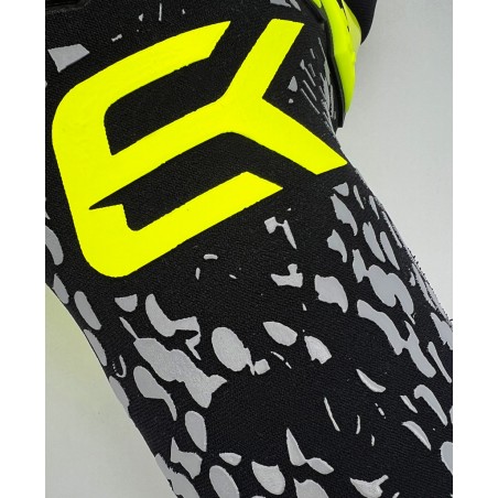 Diseño sin costuras en neopreno resistente – EK Impact Volt