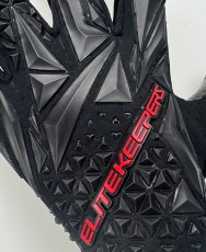 EK Némesis Goalkeeper Gloves – backhand with 3D silicone and Elitekeepers logo EK Némesis Goalkeeper Gloves – backhand with 3D silicone and Elitekeepers logo