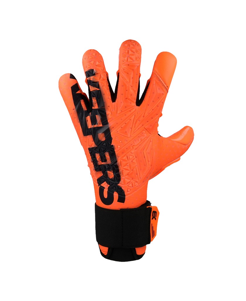 EK SOLAR – Professional orange latex palm for maximum grip and performance.