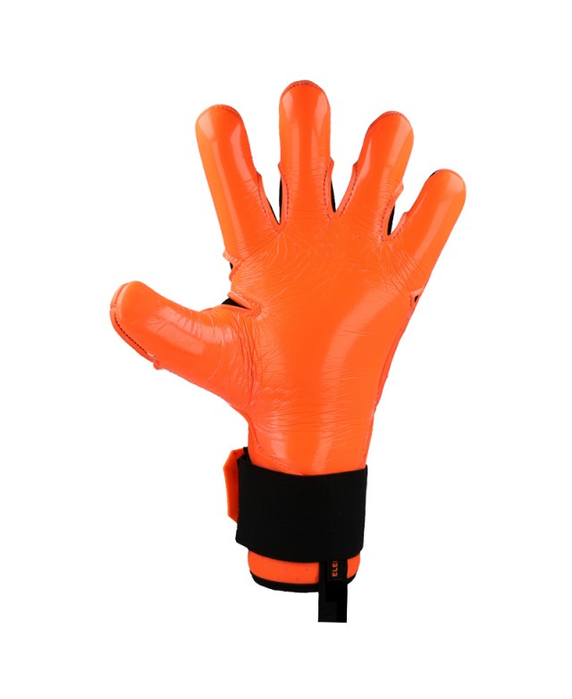 Double-wrap wrist strap of the EK SOLAR with a secure, adjustable fit.