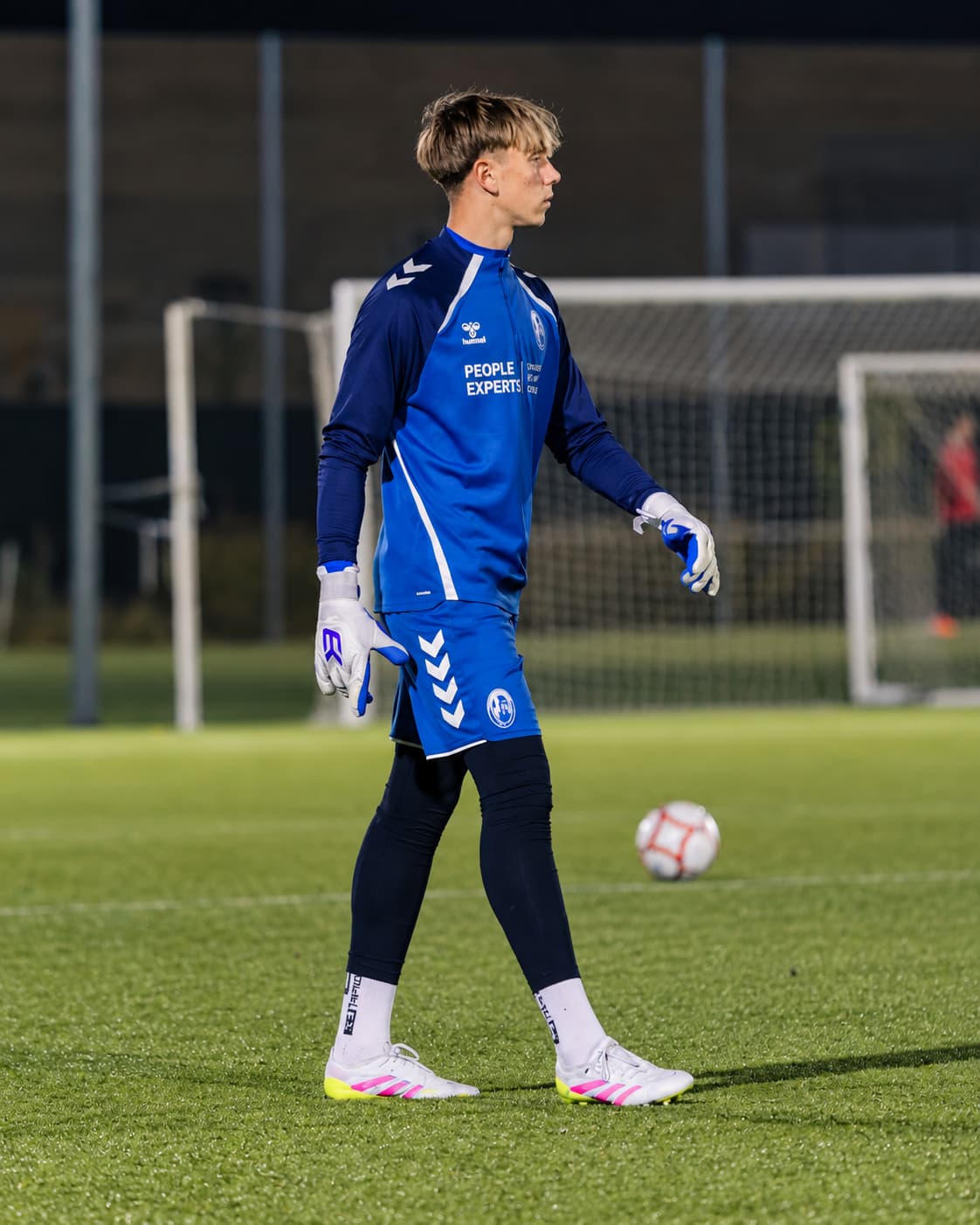Asier Heredia as a goalkeeper